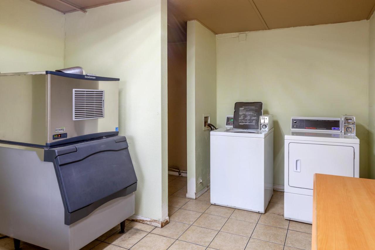 Quality Inn Midtown Савана Екстериор снимка